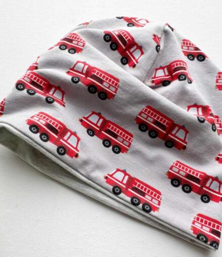 Baggy bučka "Gasilci", svetlo siva osnova