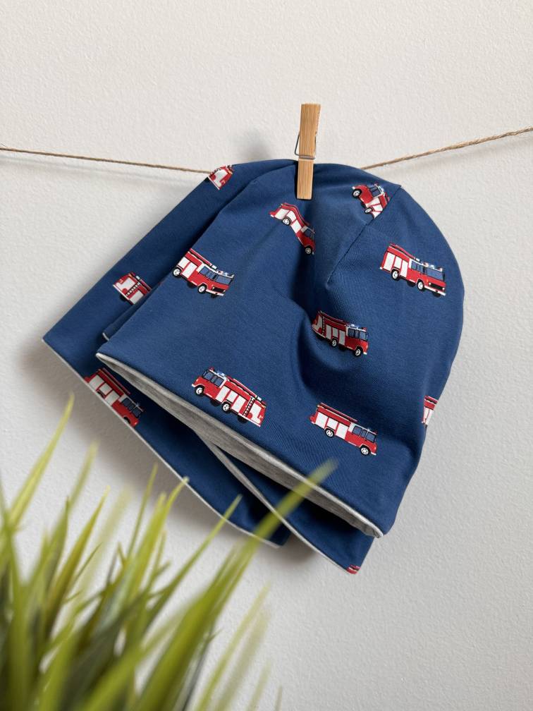 Baggy bučka "Gasilci", modra osnova
