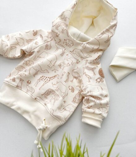 Kapucek "Safari", naravna osnova